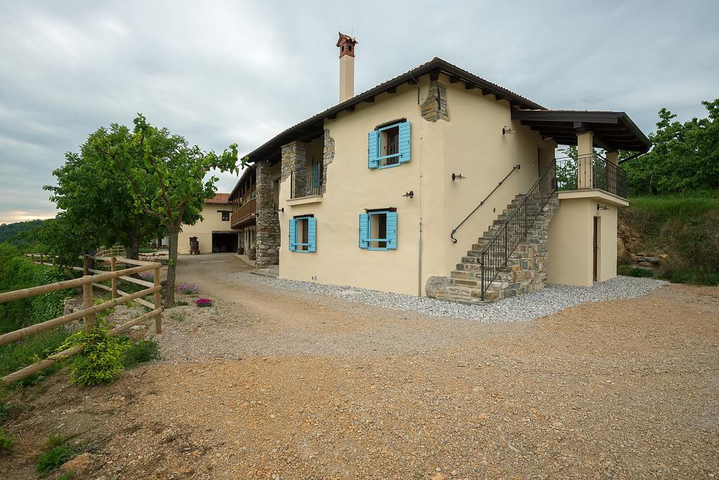 Pri Bregarju Guest House Podsabotin Exterior photo